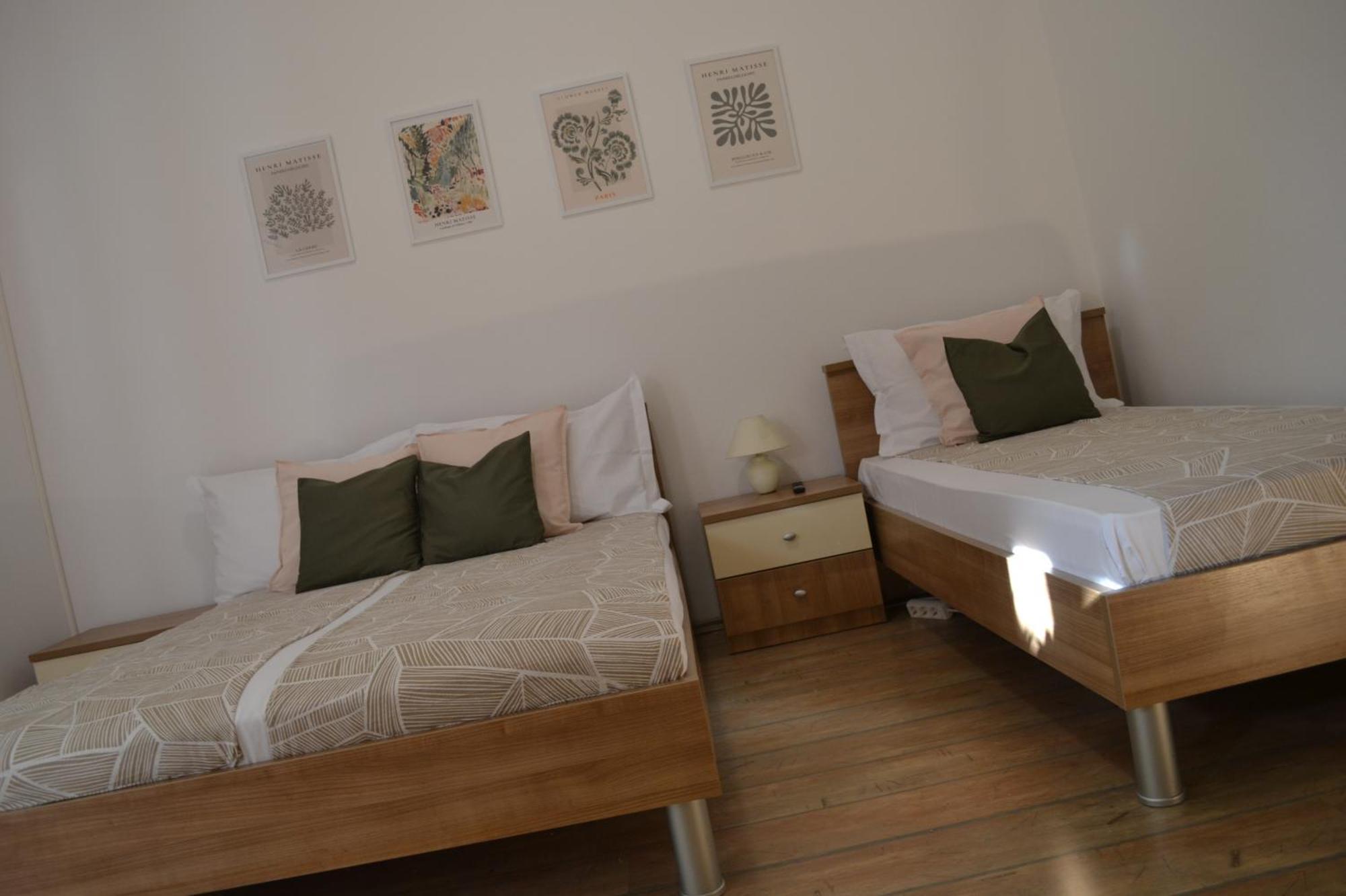 וודיצה Apartments Jolic מראה חיצוני תמונה