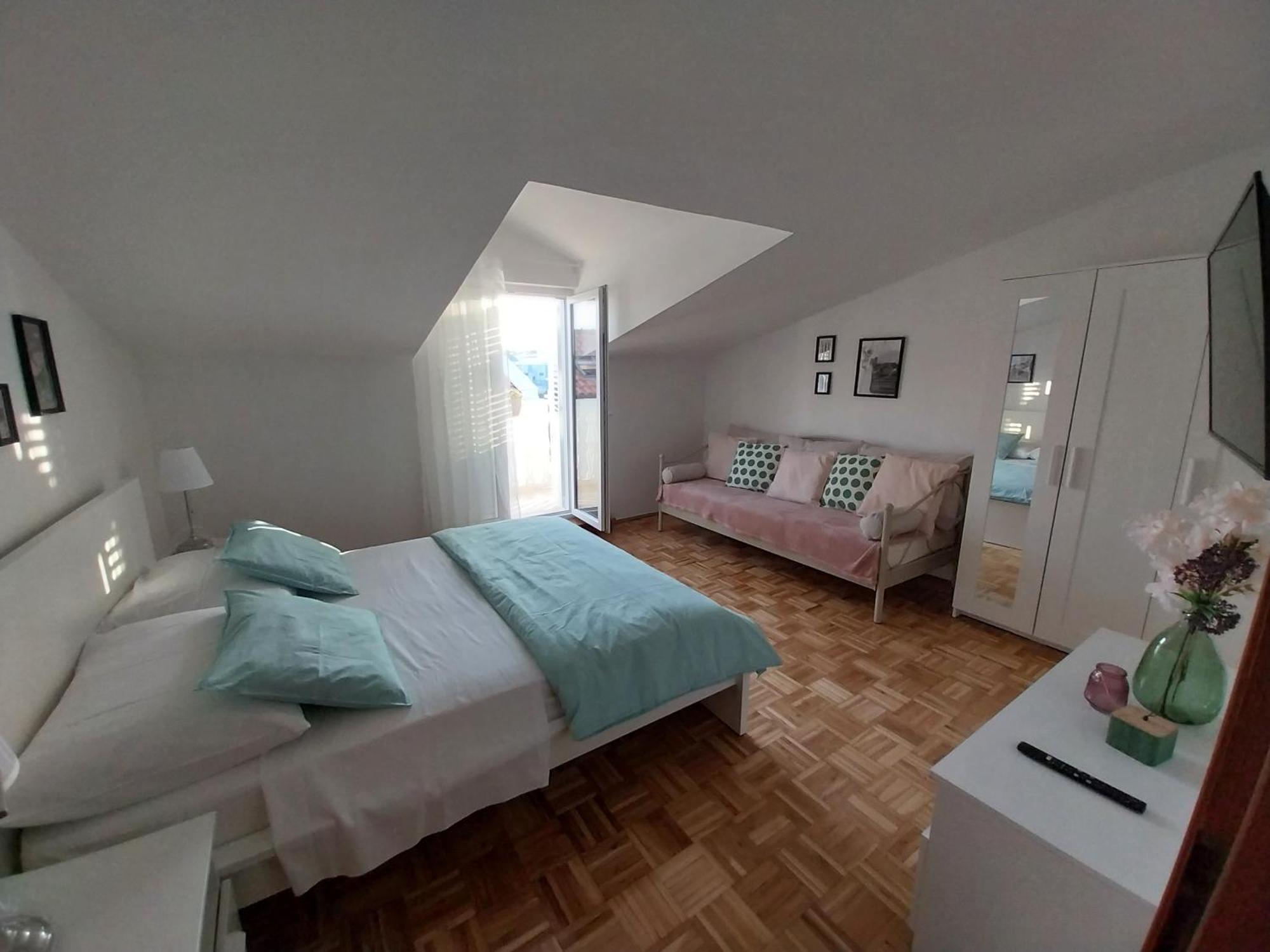 וודיצה Apartments Jolic מראה חיצוני תמונה